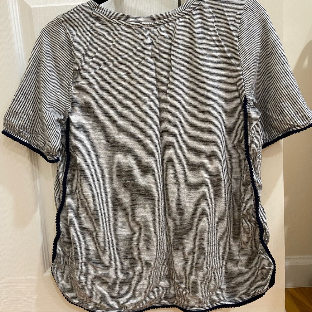 Striped top - Picture 2 of 2